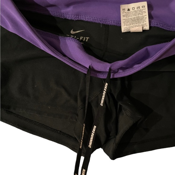 NIKE BOOTY SHORTS 2 IDENTICAL PAIRS - Picture 4 of 8